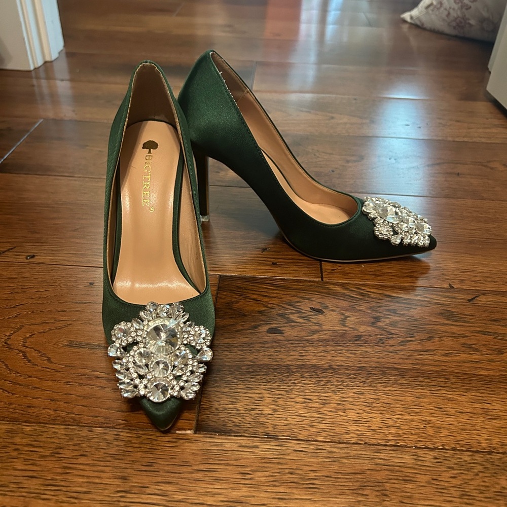 BigTree Women Satin Rhinestone Heels, 4 inch, Emerald Green, Size 7.5, EU 38